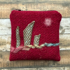 standing stones purse